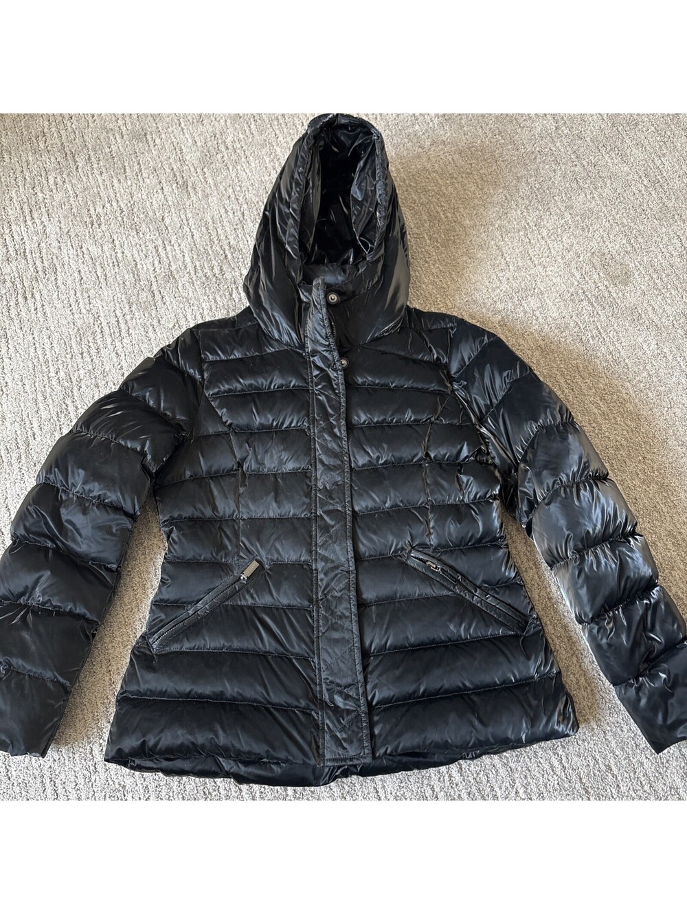 Dawn levy Kimmy hooded shine puffer size medium